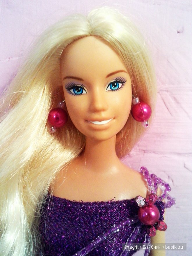 кукла Барби новое платье