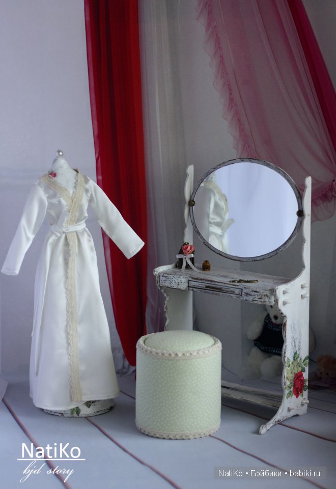 Мебель для кукол. Ручная работа