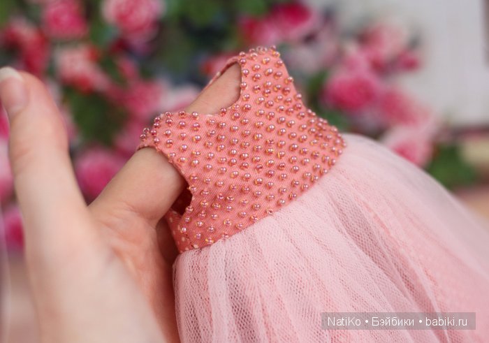 Нежные наряды и много-много обуви от NatiKo (фото 9)