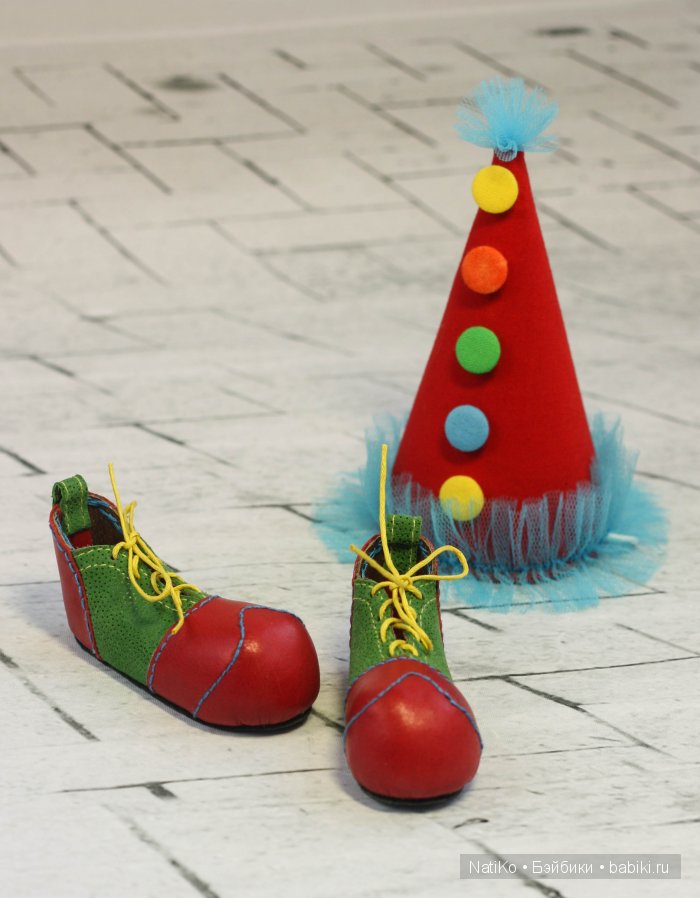 Одежки и обувки для кукляшечек (фото 3)