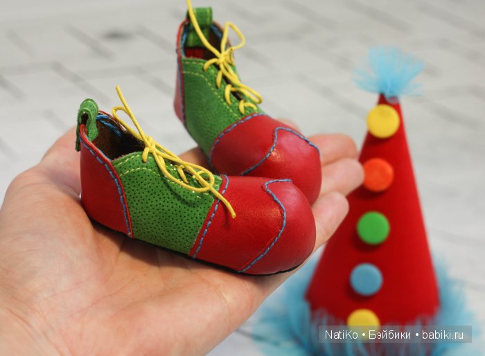Одежки и обувки для кукляшечек (фото 4)