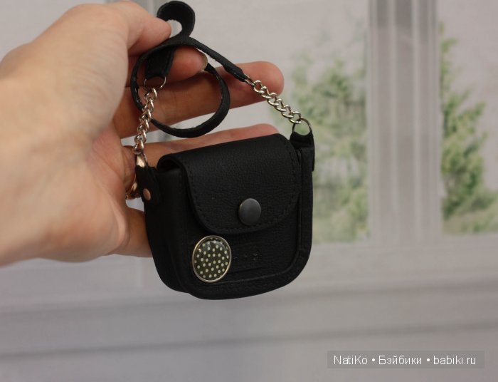 Сумочки и чемоданчики, можно комментировать