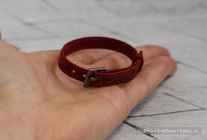 Сумочки и чемоданчики, можно комментировать