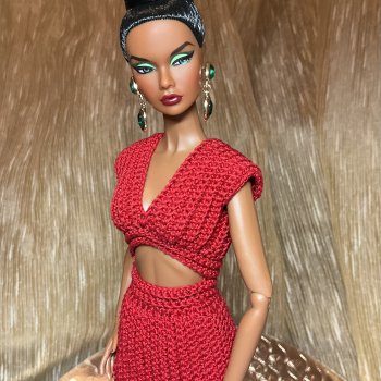 Яркие платья для красотки Зависти