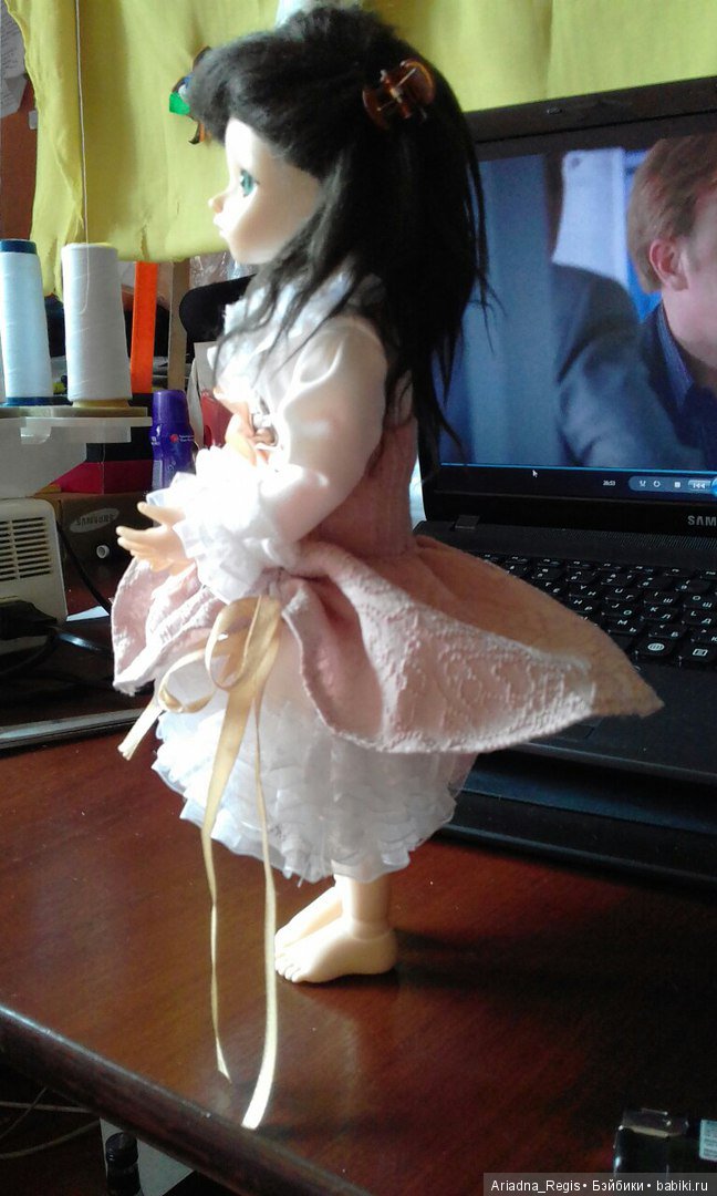 В процессе работы над новыми костюмами (фото 9)