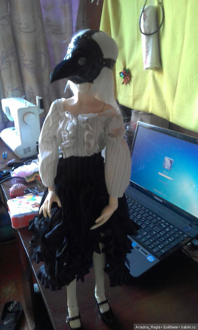 В процессе работы над новыми костюмами (фото 6)