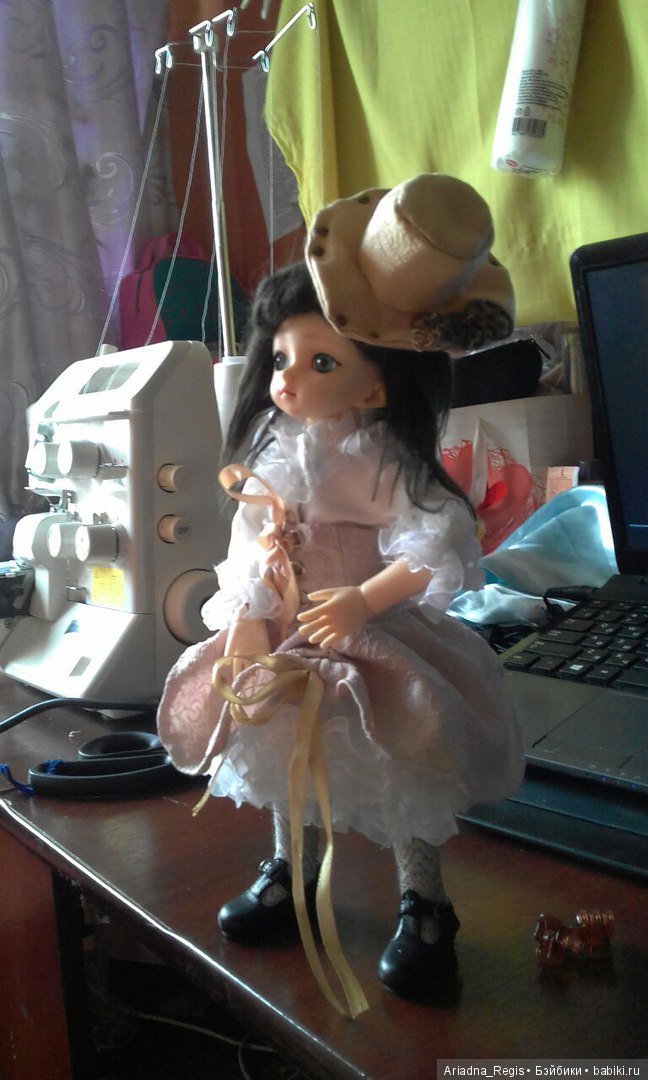 В процессе работы над новыми костюмами