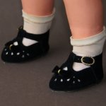 Кукольные туфельки с перфорацией