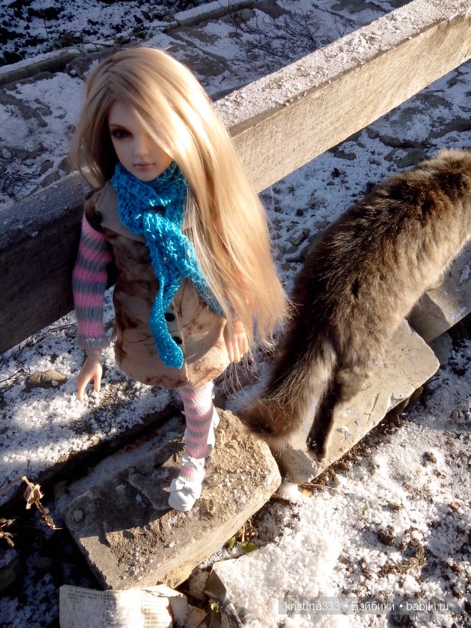 Вышли на прогулку, на снег посмотреть (фото 8)