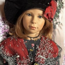 Яркая Iris Wippler (Ирис Випплер) от Ilse Wippler