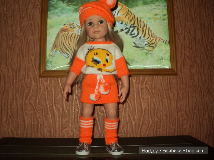 А у нас новый весенний костюм (фото 2)