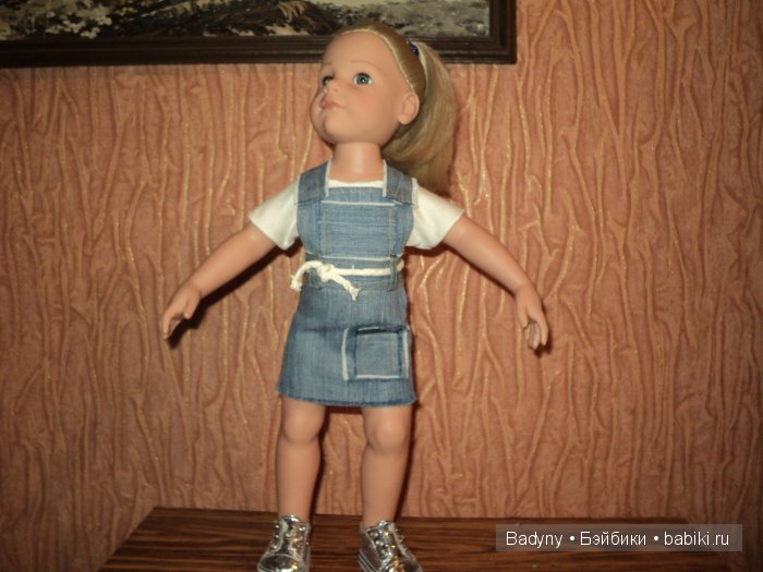 Сарафанчик джинсовый для куклы Готц (фото 3)