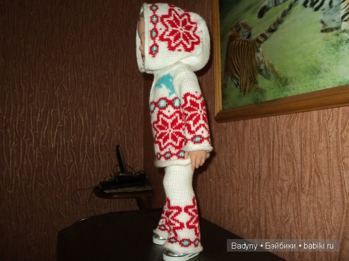 Костюм с капюшоном — Одежда и обувь для кукол своими руками: фото (фото 3)