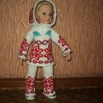 Костюм с капюшоном.