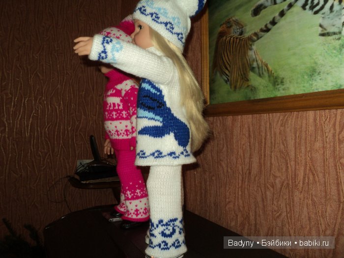 Новые костюмчики для моих девочек (фото 8)