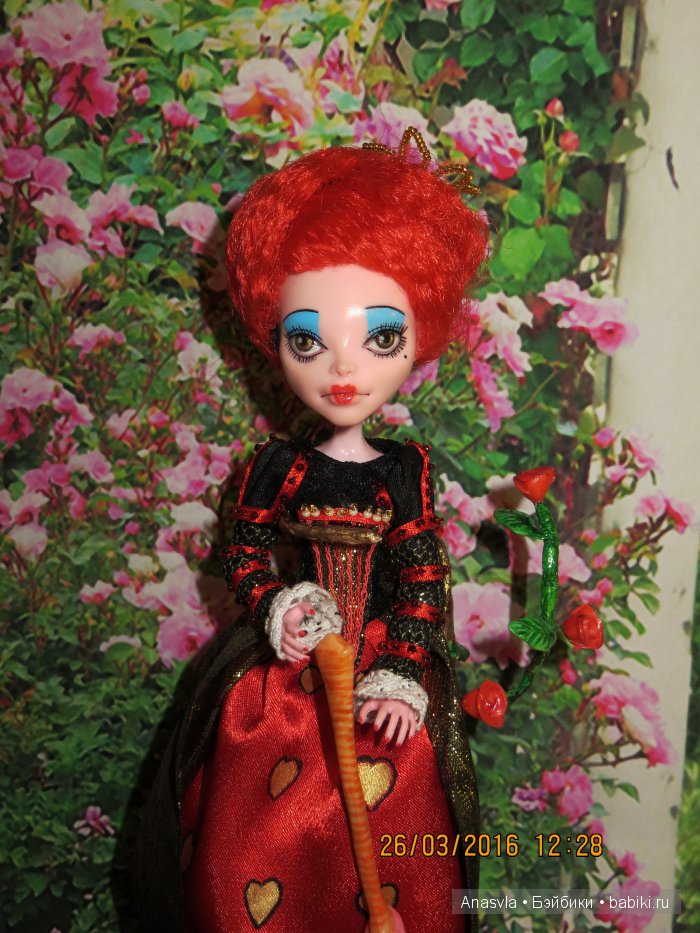 Поклонникам "Алисы в стране чудес" посвящается (фото 6)