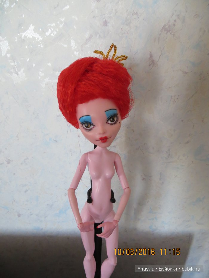 Поклонникам "Алисы в стране чудес" посвящается