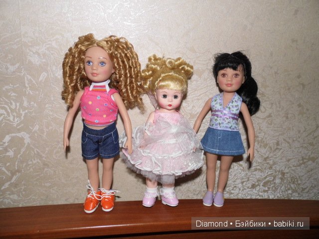 Madame Alexander Take Along Friend 9"