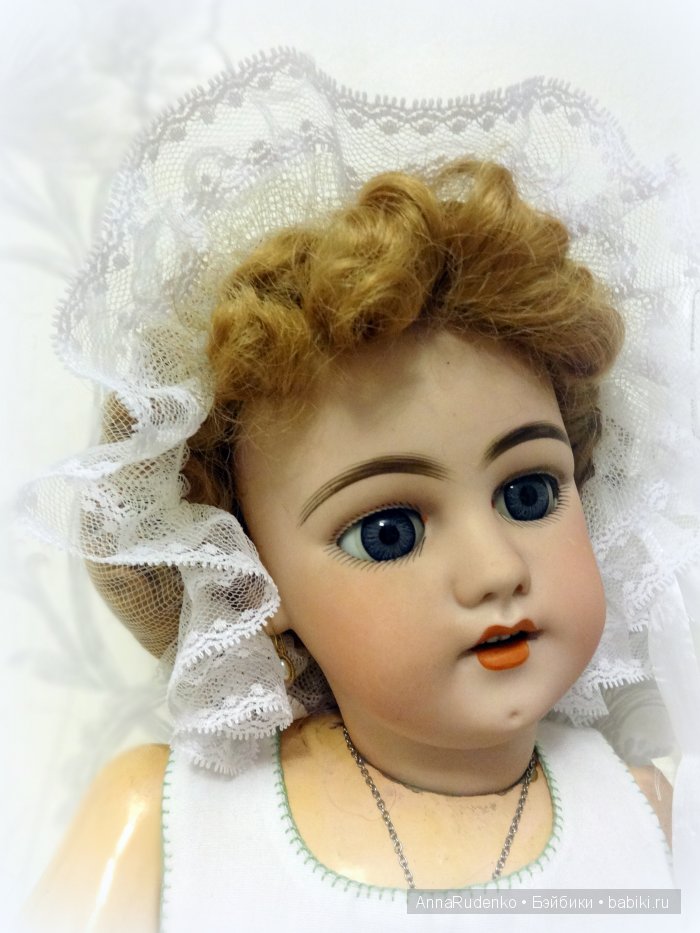 Удивительная антикварная кукла (фото 2)
