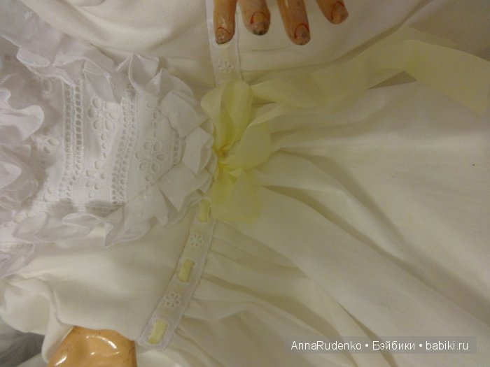 Удивительная антикварная кукла