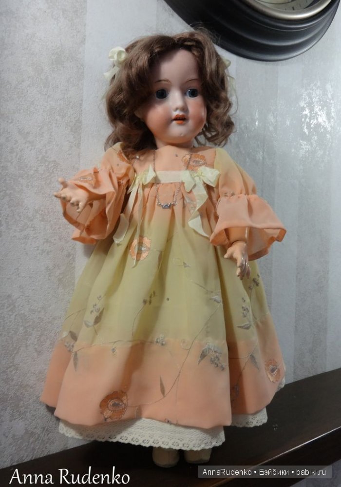 Антикварная кукла Амелия - маленькая принцесса. Armand Marseille