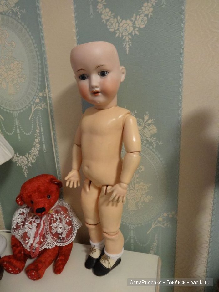 Антикварная кукла Амелия - маленькая принцесса. Armand Marseille