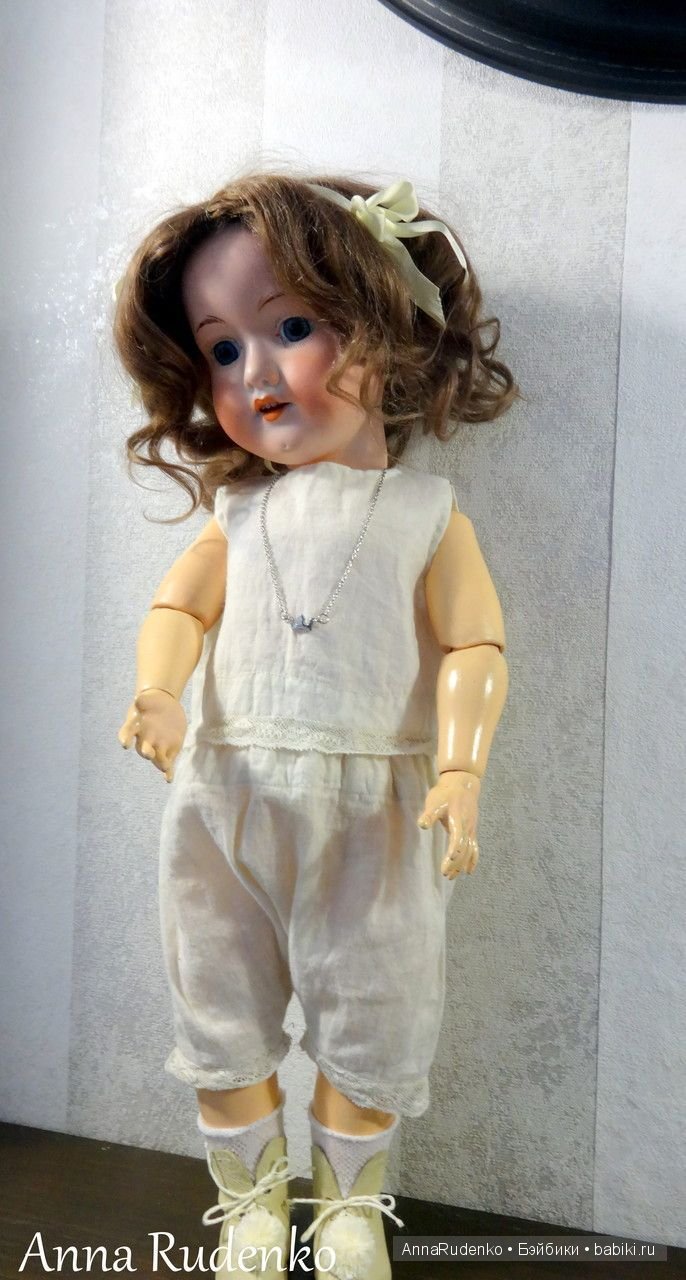Антикварная кукла Амелия - маленькая принцесса. Armand Marseille