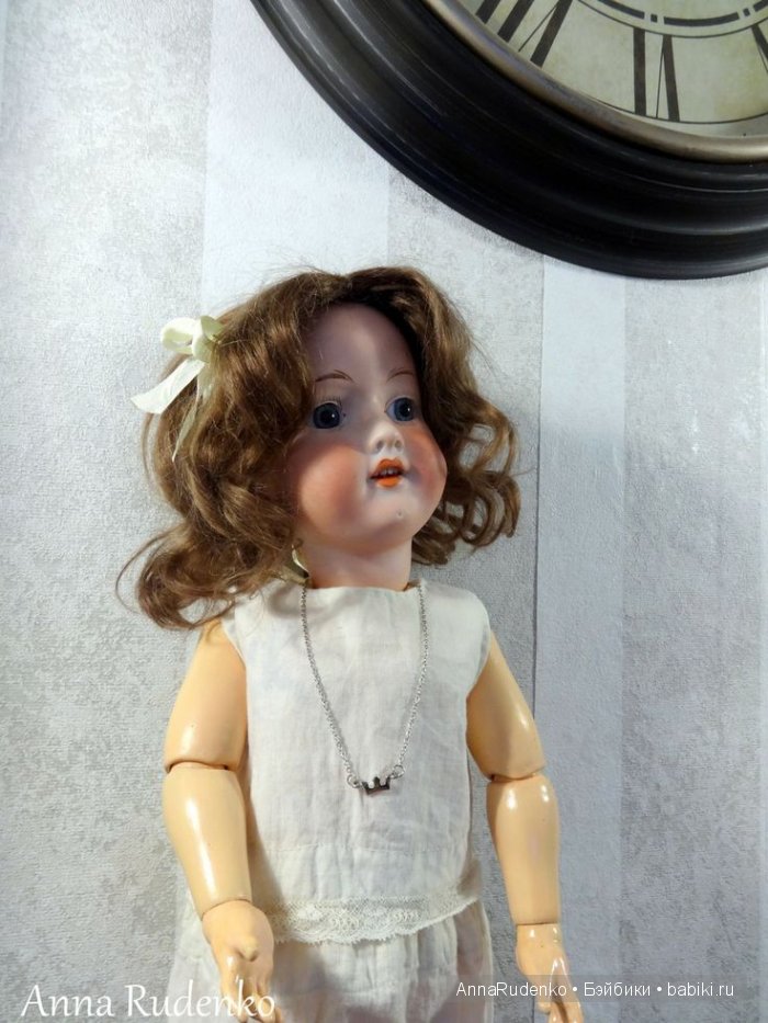 Антикварная кукла Амелия - маленькая принцесса. Armand Marseille