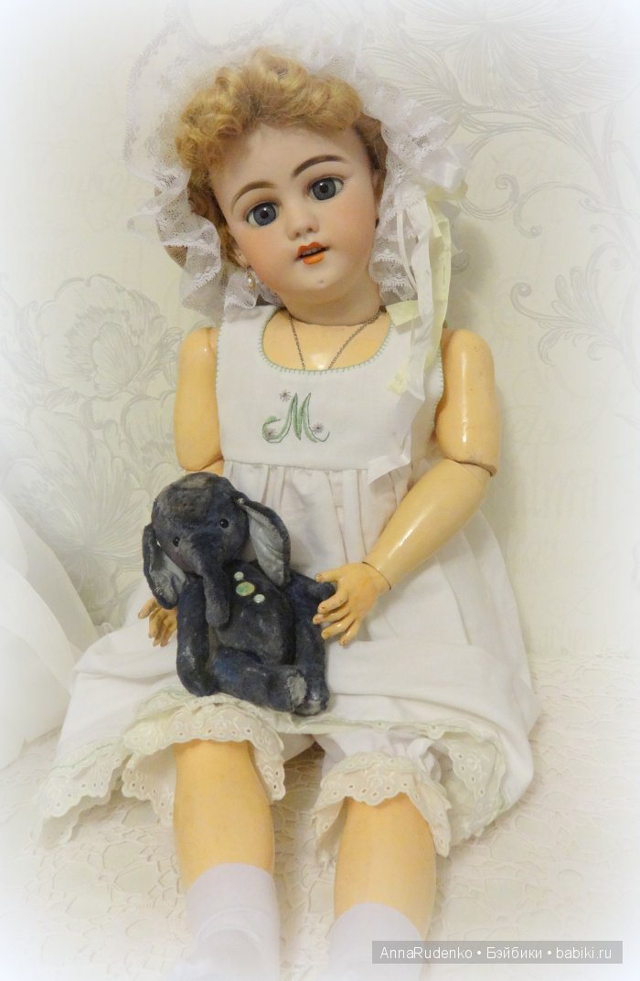 Удивительная антикварная кукла (фото 7)