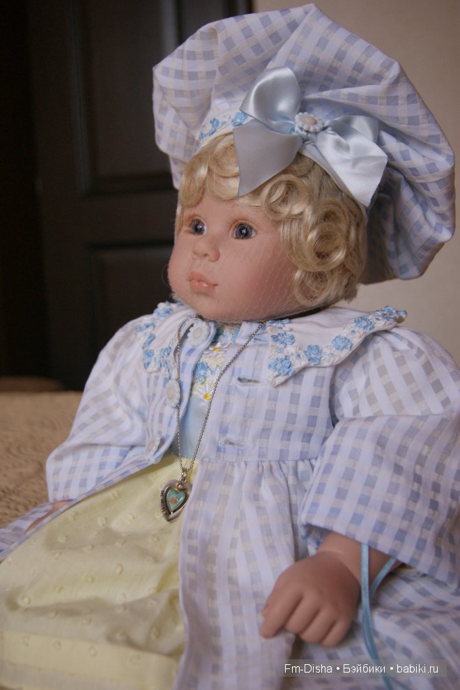 Адора Beverly Stoehr