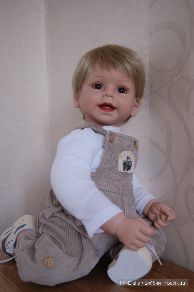 Мальчишка Адора, 2003 года