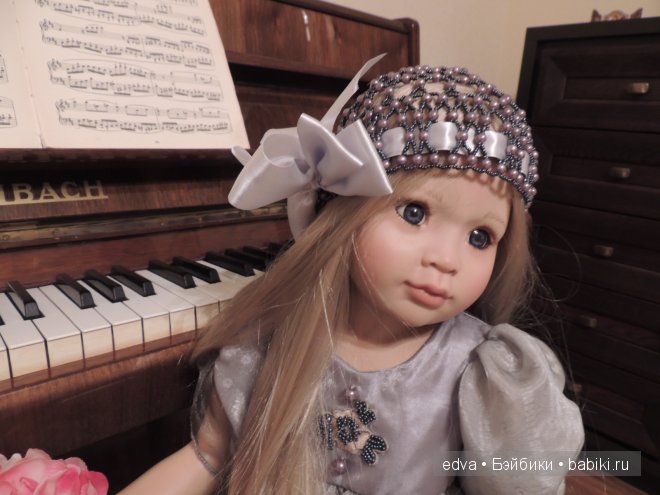 Коллекционная кукла S.Lippl Moonlight (фото 4)