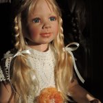 Праздник к нам приходит! Новое платьице для Карины от М.Левениг