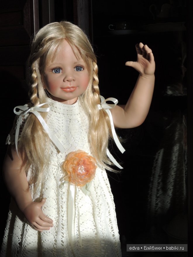 Праздник к нам приходит! Новое платьице для Карины от М.Левениг (фото 3)