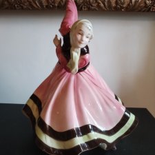 Старинная фарфоровая статуэтка Девушка в танце