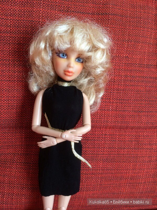 Мирей Дарк. Она же Кристина из знаменитого кинофильма "Высокий блондин в черном ботинке" (фото 2)