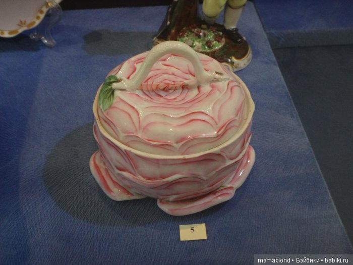 Выставка фарфора и фаянса