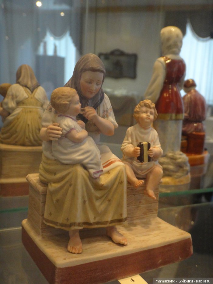 Выставка фарфора и фаянса