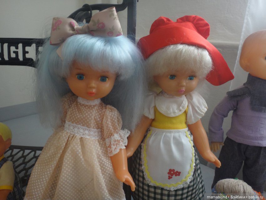 Выставка " Лабиринты кукольной жизни"