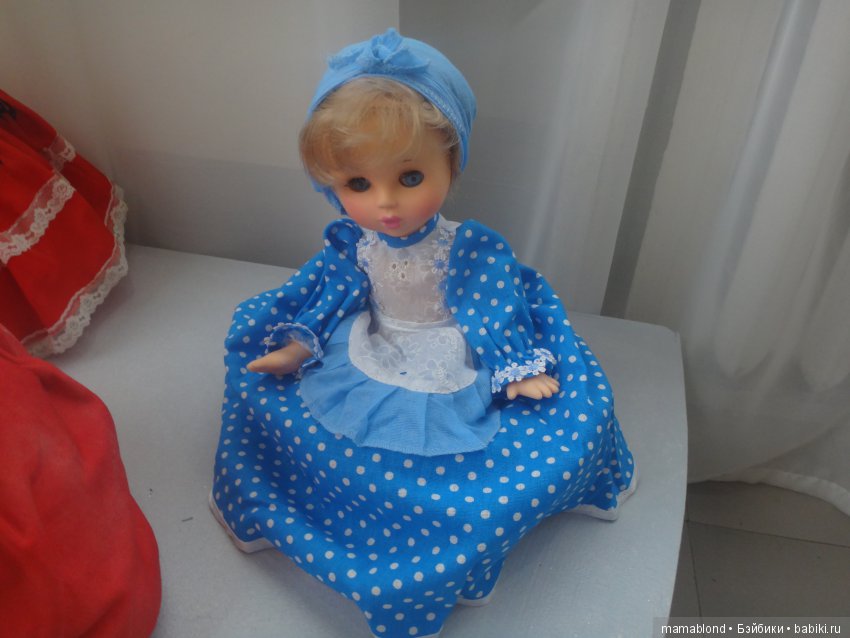 Выставка " Лабиринты кукольной жизни"