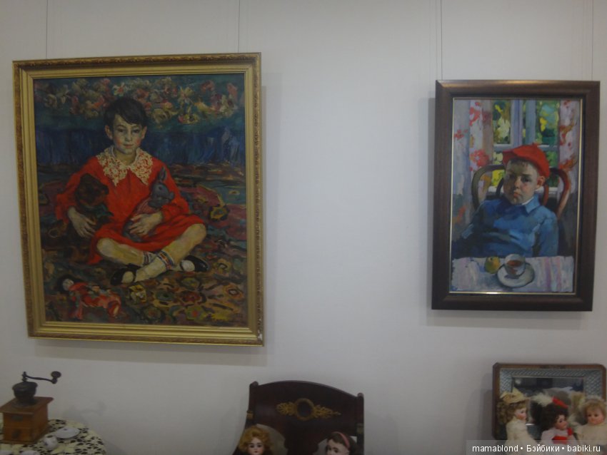 Выставка " Лабиринты кукольной жизни"