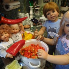 Как мы делали лечо или куклы на кухне