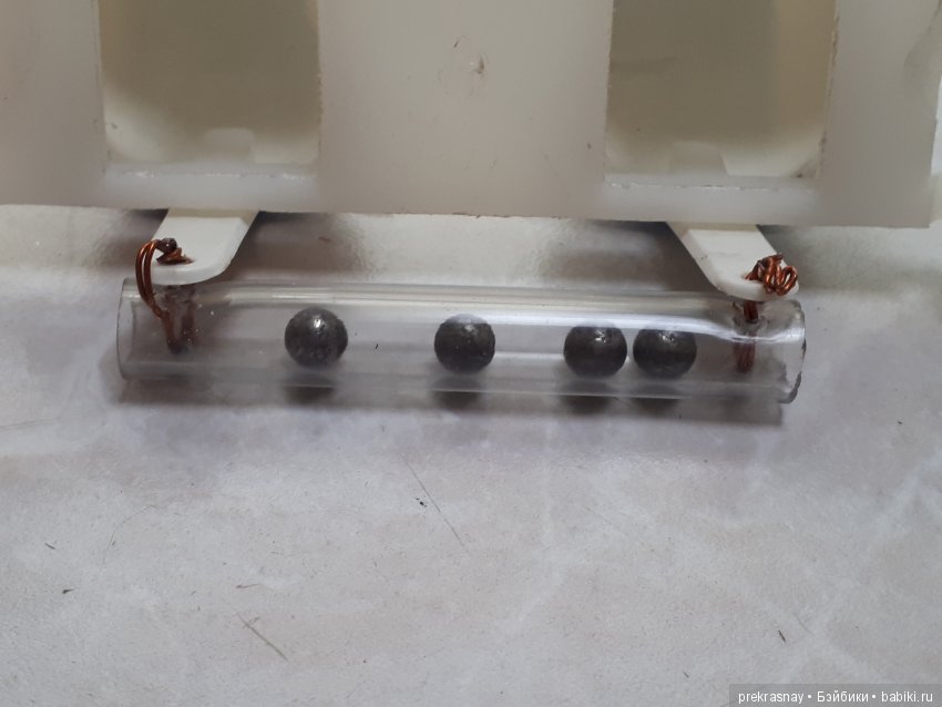 К победе смело рвется футболист