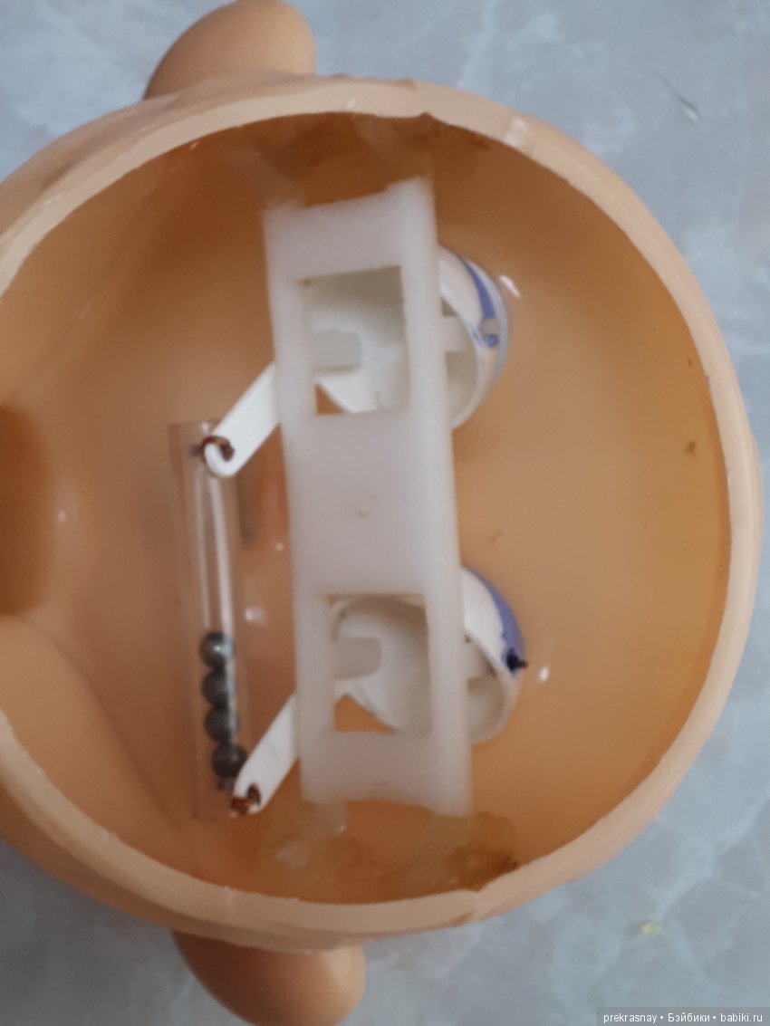 К победе смело рвется футболист