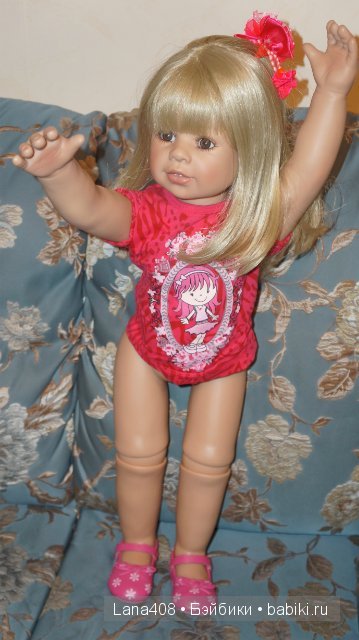 Фото продавца - Ария поднимает ручки, пятен не видно из-за футболки