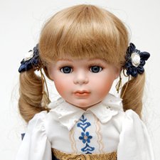 Фарфоровая кукла с мягким телом