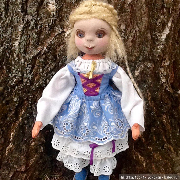 Весенняя текстильная куколка Виктория. Автор и исполнитель Федорова Надежда (фото 2)