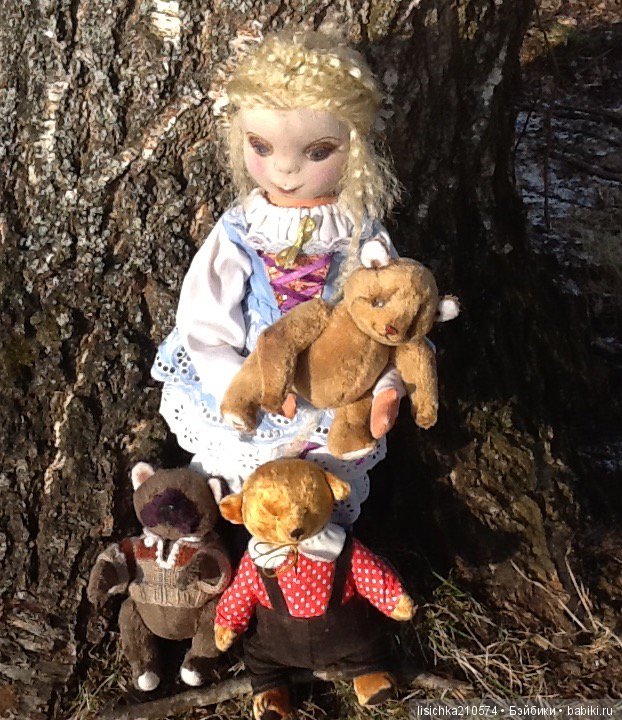 Весенняя текстильная куколка Виктория. Автор и исполнитель Федорова Надежда