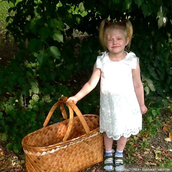 А я тут поплела немножко... и вот что получилось