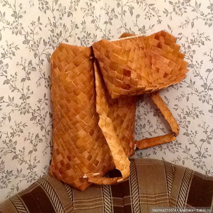 Просто приходил Серёжка... а я опять плела немножко. Плетение из бересты (фото 2)